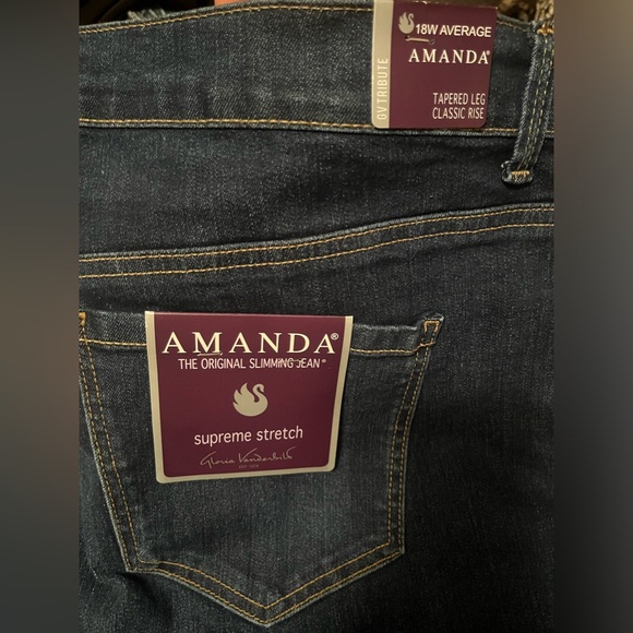 18W Average Brand New AMANDA Supreme Stretch Jeans Gloria Vanderbilt - Picture 2 of 8